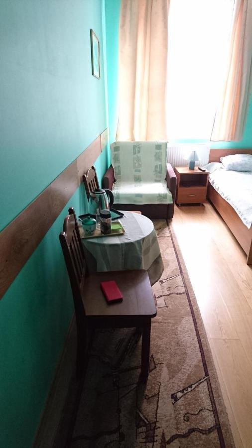 לידזבארק ורמינסקי Hotelik Warmia -Pensjonat, Hostel מראה חיצוני תמונה