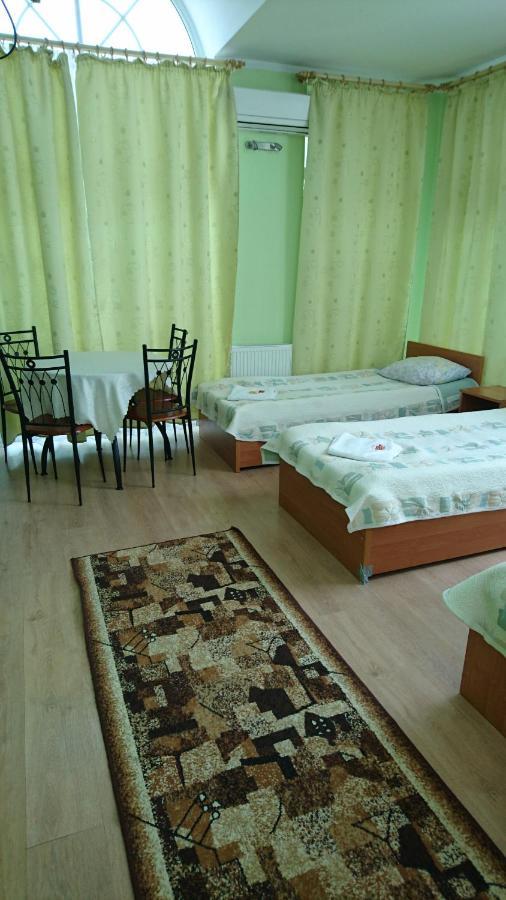 לידזבארק ורמינסקי Hotelik Warmia -Pensjonat, Hostel חדר תמונה
