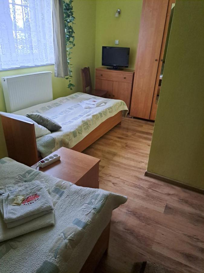 לידזבארק ורמינסקי Hotelik Warmia -Pensjonat, Hostel מראה חיצוני תמונה
